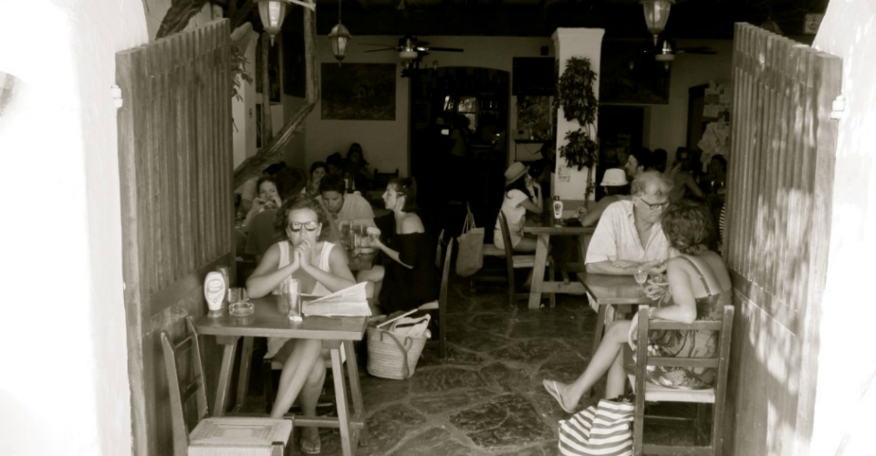 Bar Anita (Can Anneta) - dagli anni '60 sulla cresta dell'onda. Bar Anita (Can Anneta) - dagli anni '60 sulla cresta dell'onda.